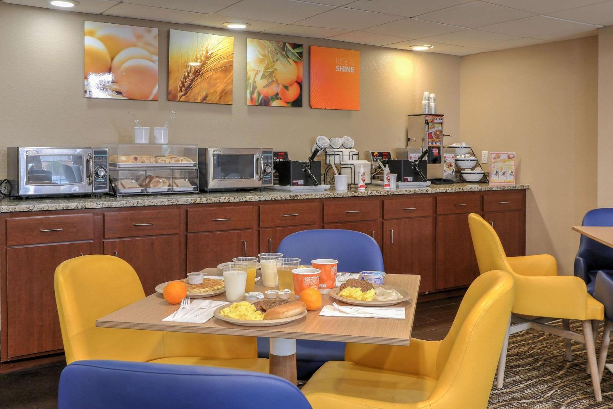 Comfort Inn & Suites At Dollywood Lane Pigeon Forge Eksteriør bilde
